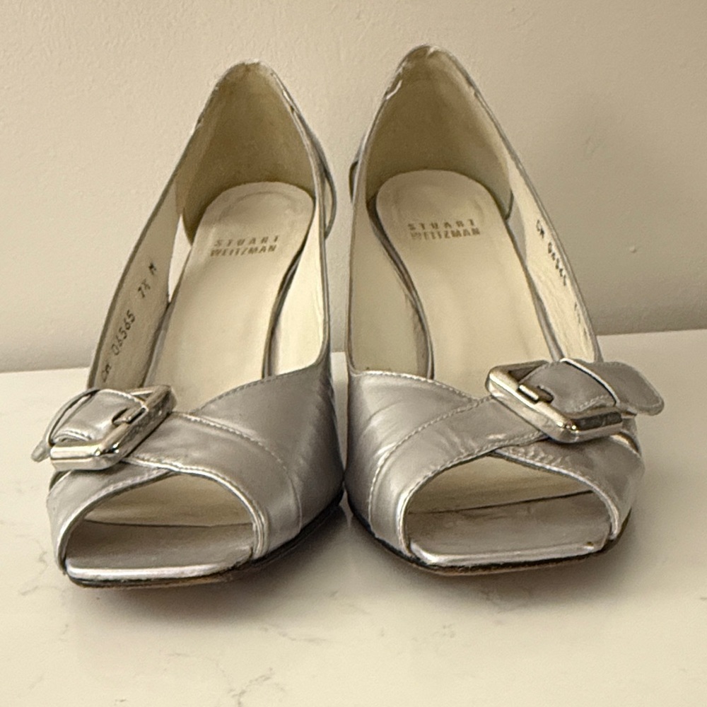 Elegant Silver Stuart Weitzman Wedge Peep-Toe Genuine Leather Shoes 7.5 $269 - Picture 3 of 12